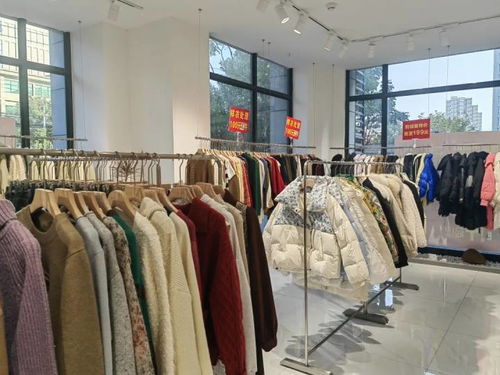 年末清倉(cāng)潮來(lái)襲，杭州服裝工廠真香嗎？艾森絲服飾背后的消費(fèi)陷阱